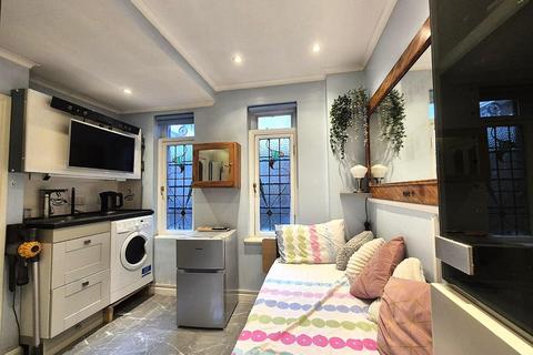 Dorset House, Gloucester Place, London, NW1
