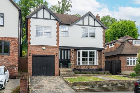 4 bedroom detached house for sale, Amberley Road, Buckhurst Hill IG9
