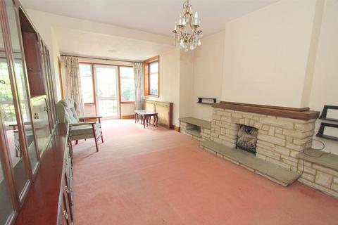 28 Boundary Road, Carshalton, SM5 3HG