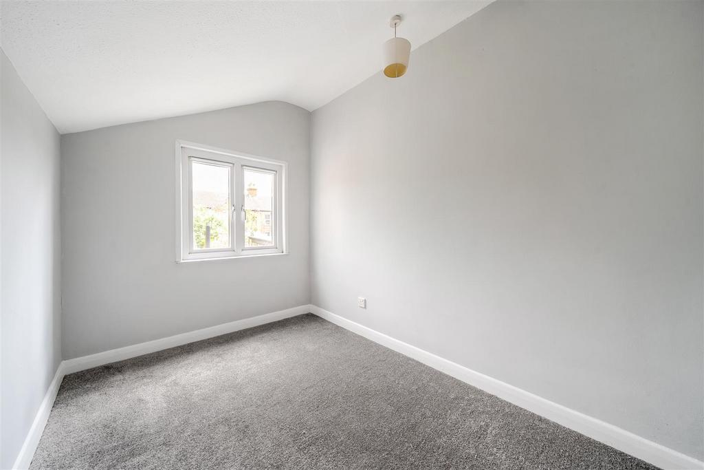 Bedroom 3 h.jpg