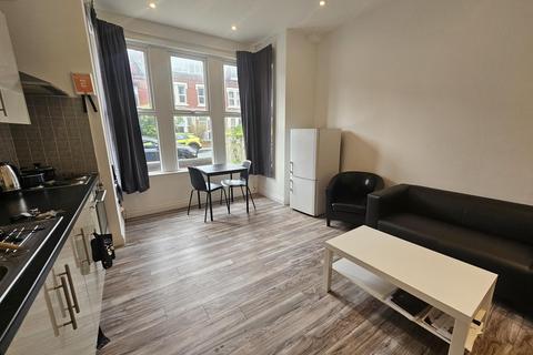 undefined, Estcourt Terrace, Leeds LS6