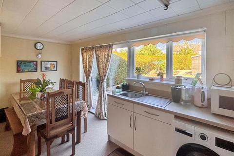 undefined, Oaktree Close, Moreton Morrell
