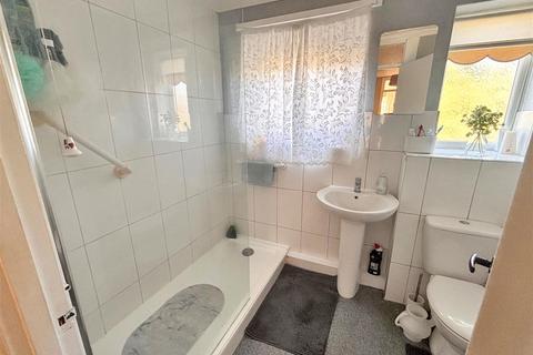 undefined, Oaktree Close, Moreton Morrell