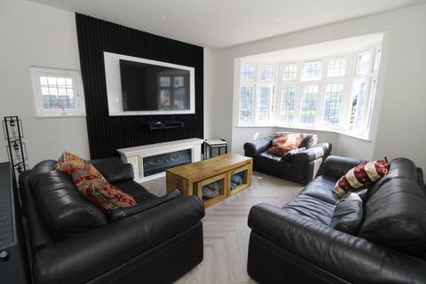 4 bedroom detached house for sale, Copse Avenue, West Wickham, BR4