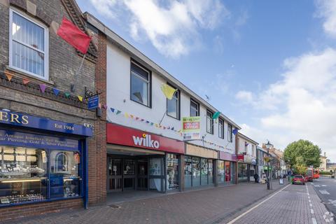 Office to rent, 28 High St Leighton Buzzard LU7 1EA