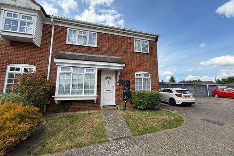 2 bedroom end of terrace house for sale, 12 Bramley Close, Baldock, Hertfordshire SG7 5DF