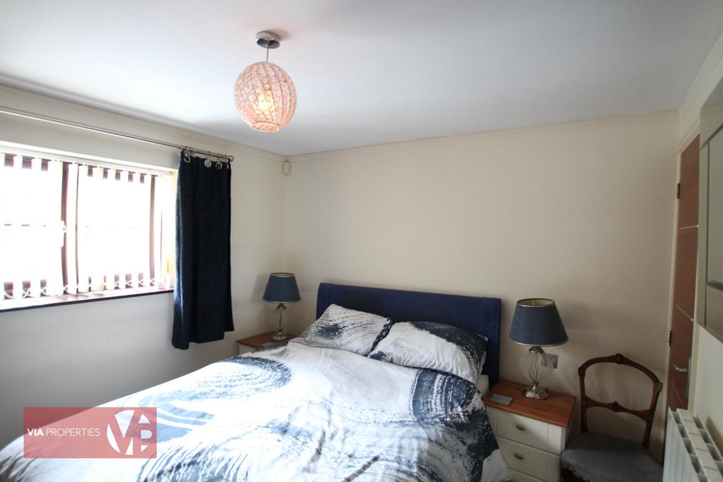 11 Burford Street Hoddesdon via properties...