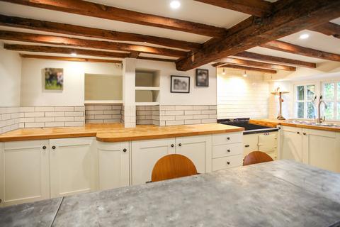 3 bedroom terraced house for sale, High Street, Blockley, Moreton-in-Marsh, Gloucestershire. GL56 9EX