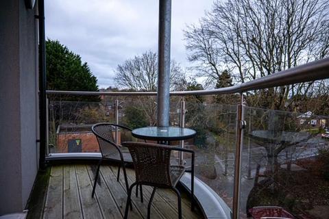 2 bedroom flat for sale, West Green Drive, Crawley RH11