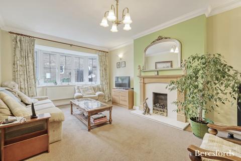 undefined, Lodge Close, Hutton, CM13