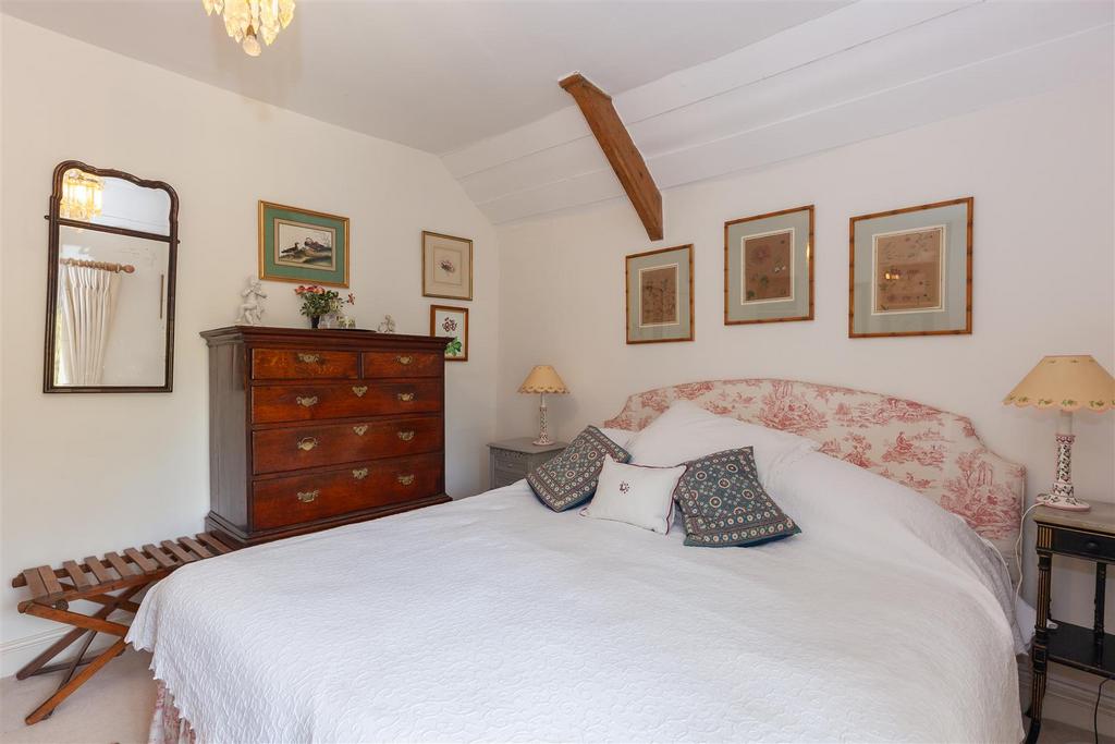 Bedroom 2 2.jpg