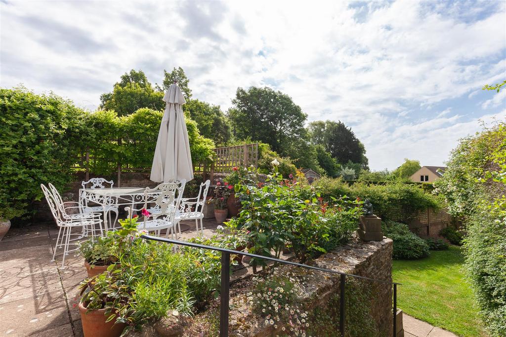 Garden 4.jpg