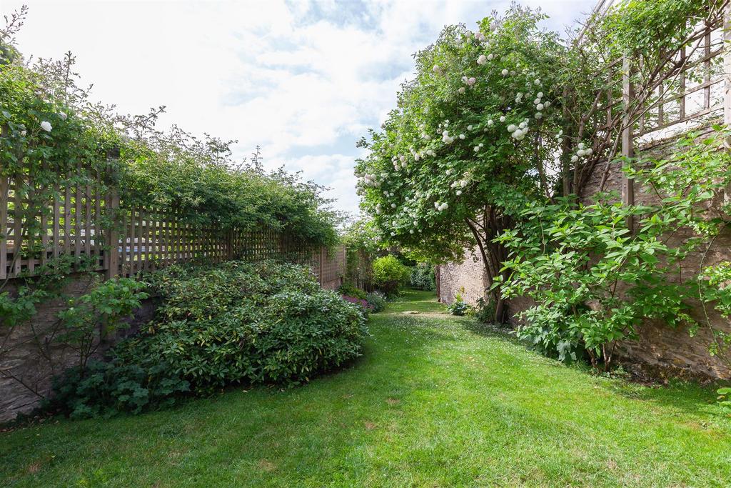 Garden 7.jpg