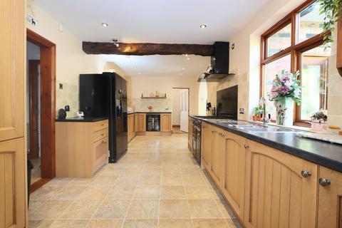 4 bedroom detached house for sale, Reservoir Road, Kidderminster, DY11