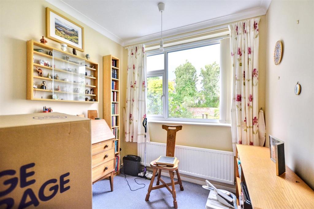 Bedroom 2 1.jpeg