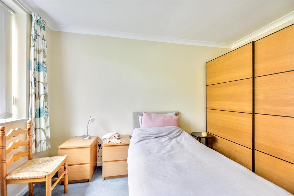 Bedroom 1 2.jpeg