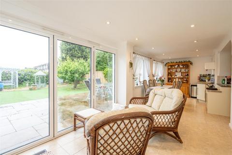 3 bedroom detached house for sale, The Glade, Pagham, Bognor Regis