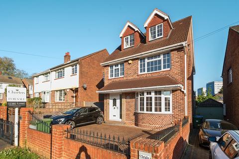 Weston Lane, Hampshire SO19