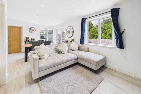 18 Birchwood Fields, Tuffley, Gloucester, GL4 0AL