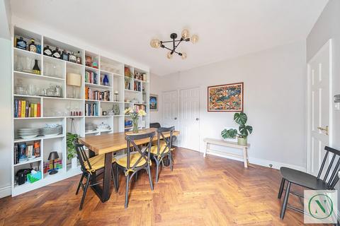 186 Oval Road, Croydon, CR0 6BN