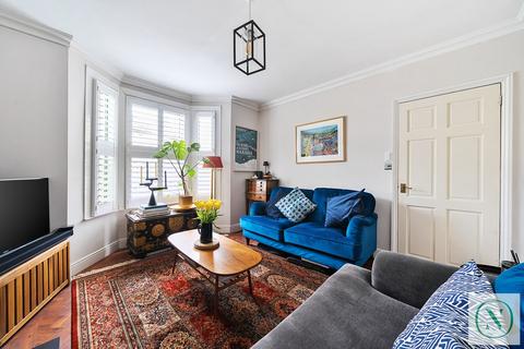 186 Oval Road, Croydon, CR0 6BN