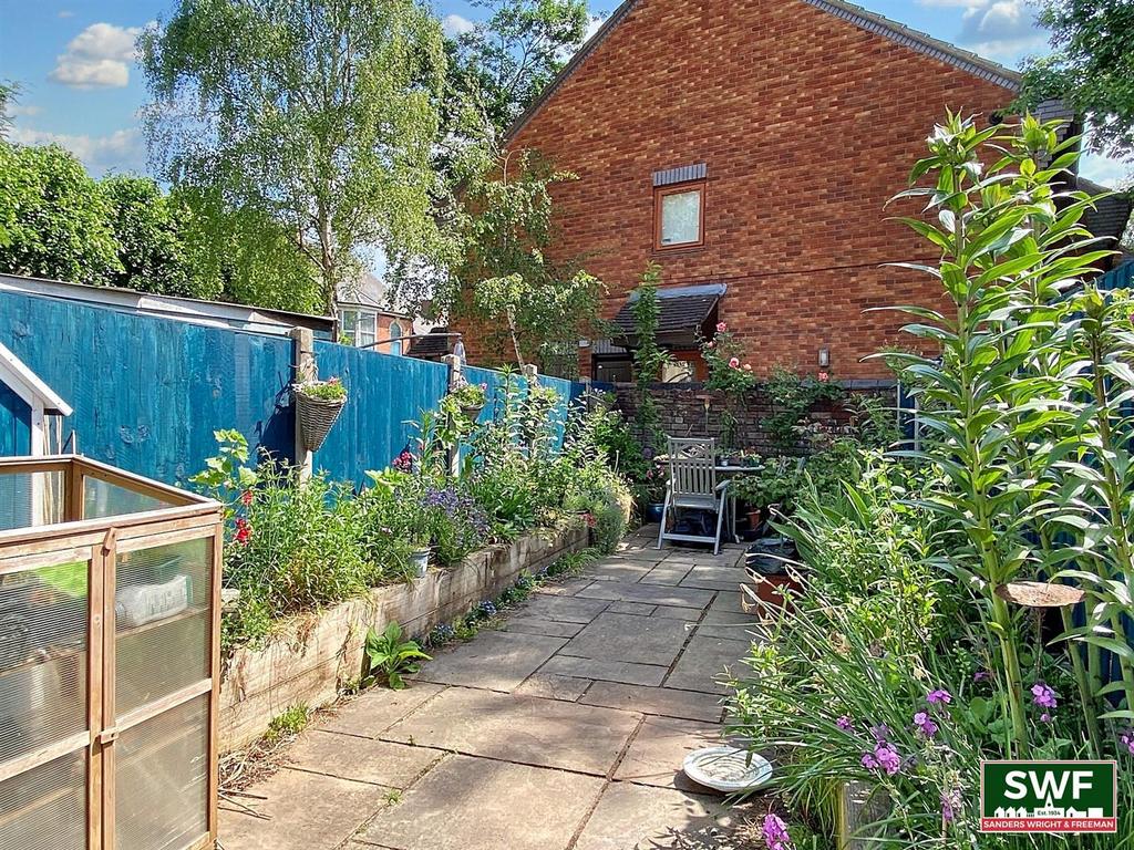 Garden1.jpg