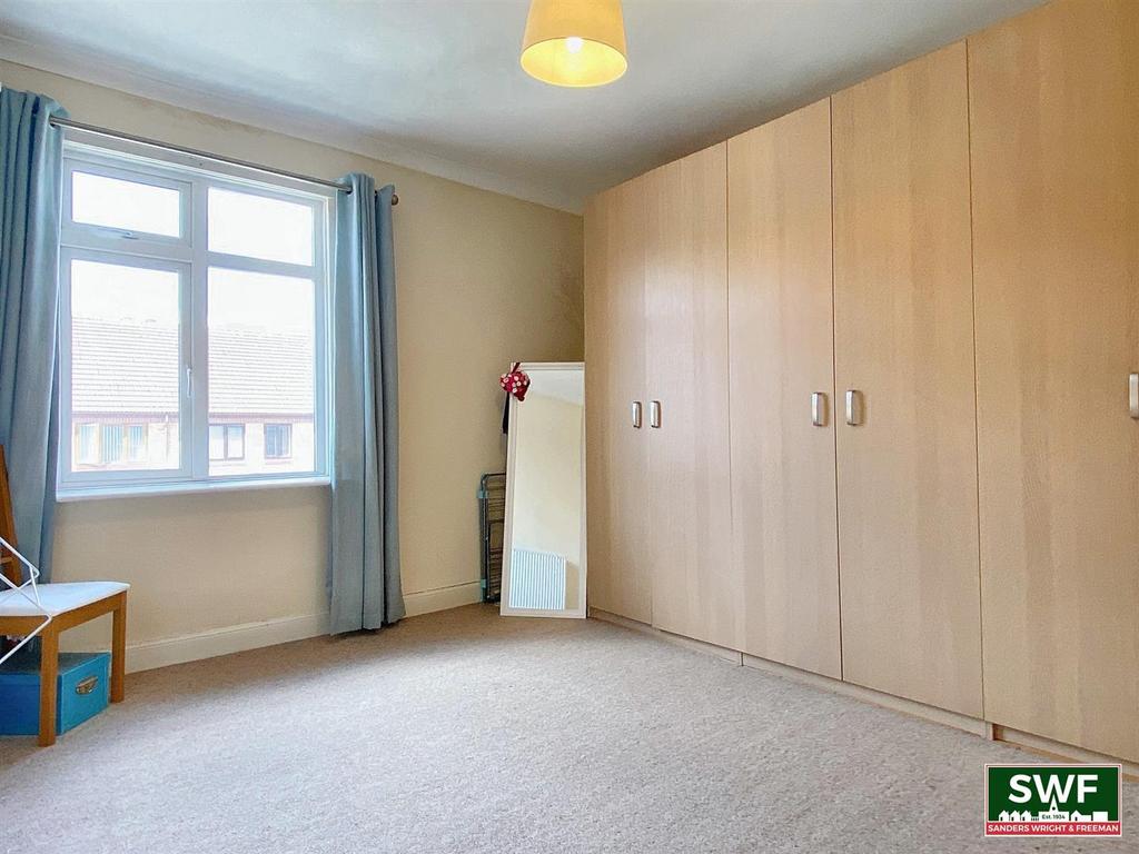 Bedroom2.2.jpg