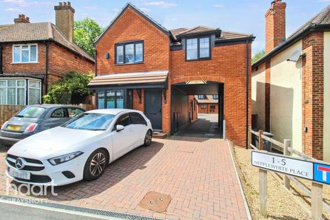 undefined, Hepplewhite Place, Hindhead