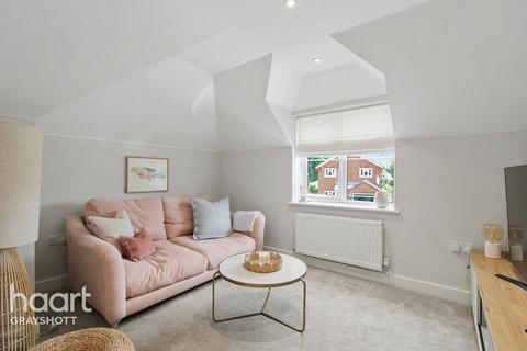 undefined, Hepplewhite Place, Hindhead