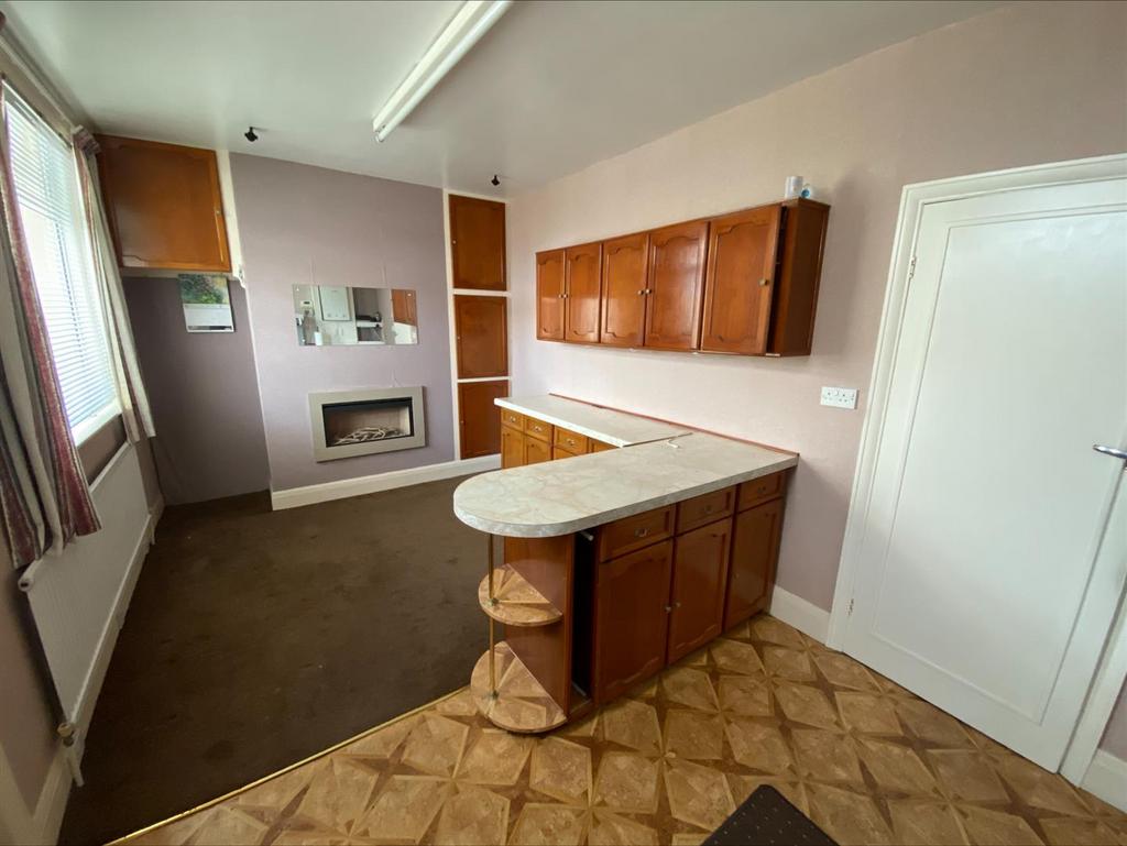 Bramleys Estate Agents - Trenton Road - Batley (24