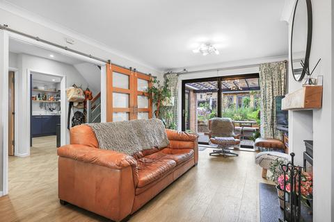 27 Caxton End, Bourn, Cambridge, CB23 2SS