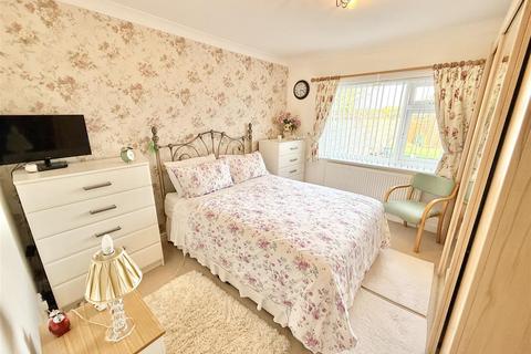 8 Awelon, Towyn, Abergele, LL22 9NS