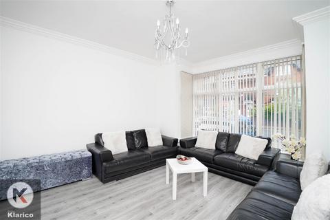 4 bedroom terraced house for sale, Willows Crescent, Birmingham B12