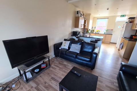 5 bedroom house to rent, Mayville Terrace, Leeds LS6