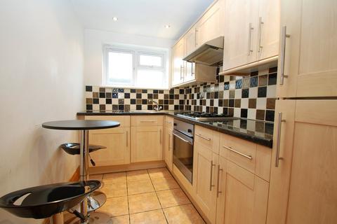 2 bedroom maisonette for sale, Terrace Road, Walton-on-Thames, KT12