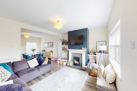 3 bedroom terraced house for sale, Hindley Road, Westhoughton, BL5