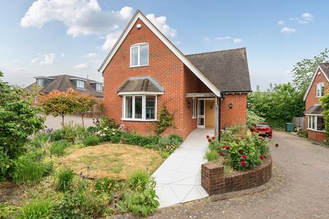 3 bedroom detached house for sale, Princess Court, Kings Worthy, Winchester, Hampshire, SO23