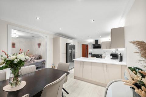 undefined, 28B Ochlochy Park, Dunblane FK15 0DX
