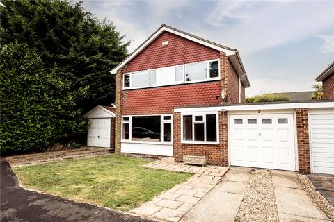 2 Firecrest Close, Longfield, DA3 7NJ