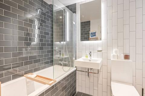 2 bedroom flat for sale, Marco Polo, E16, Docklands, LONDON, E16