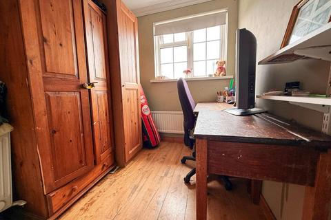 36 Druids Green, Cowbridge, CF71 7BP