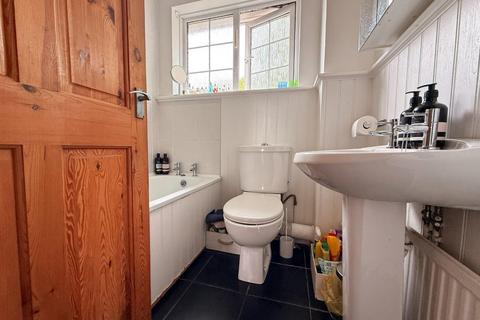36 Druids Green, Cowbridge, CF71 7BP