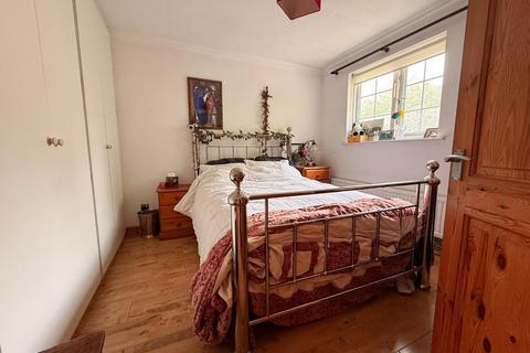 36 Druids Green, Cowbridge, CF71 7BP