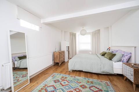 2 bedroom flat to rent, Lower Clapton Road, Lower Clapton, London, E5