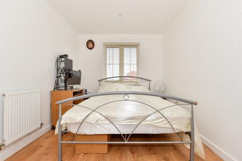 3 bedroom semi-detached house for sale, Harrison Road, Aylesham, Canterbury, Kent