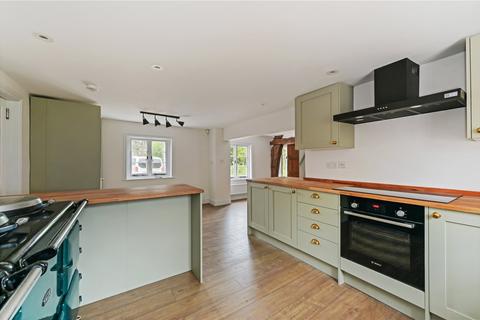 4 bedroom detached house to rent, Hamptworth, Salisbury, Wiltshire, SP5