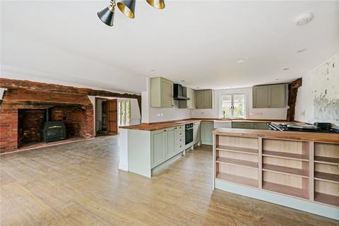 4 bedroom detached house to rent, Hamptworth, Salisbury, Wiltshire, SP5