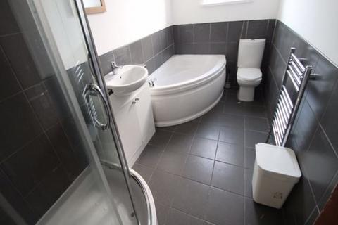 5 bedroom house to rent, Burley Road, Leeds LS4