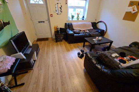 5 bedroom house to rent, 35A Hyde Park Terrace, Leeds LS6