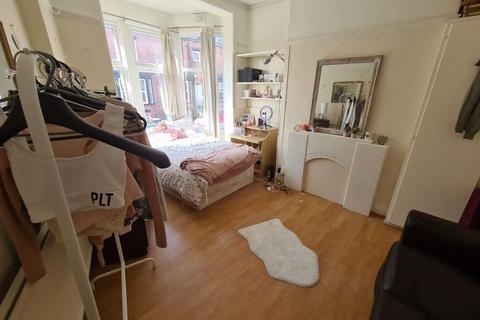 5 bedroom house to rent, 35b Hyde Park Terrace, Leeds LS6